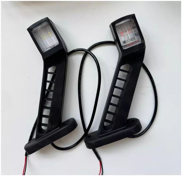 Указатель габ. LED 5837 12-24v L+R