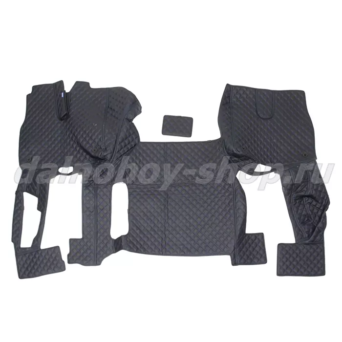 Коврик кож.зам. 3D под ноги Man TGX (2016-2021) авт с ящ с хол 2х нитка черная кожа/нить синяя