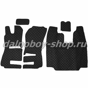 Коврик кож.зам. под ноги Польша SCANIA 2014г.STREMLINE автомат (не амортиз.сидения) черный