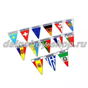 Гирлянда флажков ПЛАСТИК треугольная "СТРАНЫ-ДЕВУШКИ" 10*7,2