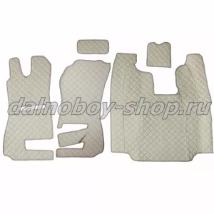 Коврик кож.зам. под ноги Польша SCANIA 2014г.STREMLINE автомат (не амортиз.сидения) бежевый