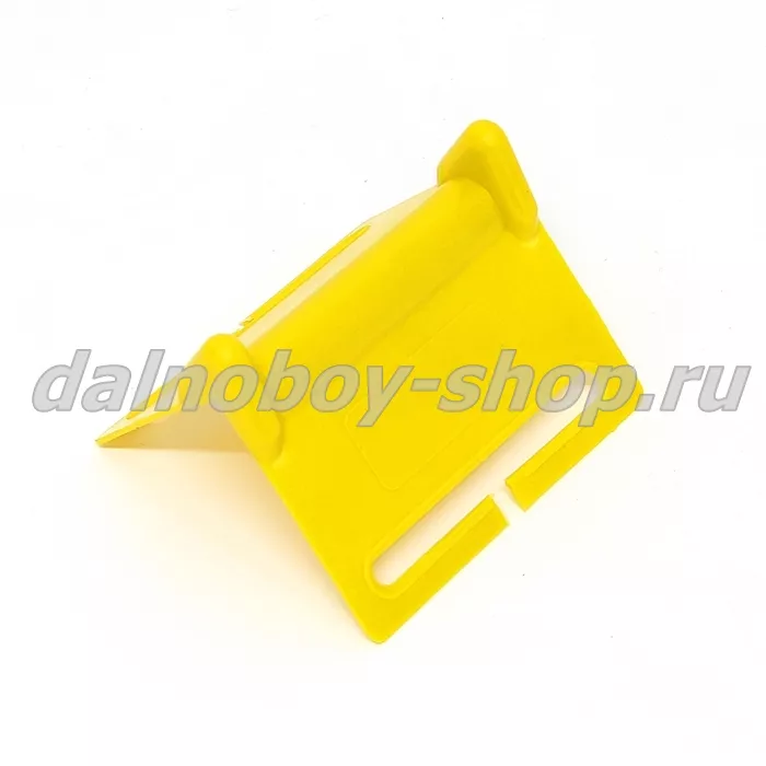 Уголок защитный пластиковый желтый 132х90 мм