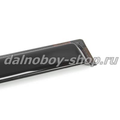 Дефлектор МАЗ (прямой узкий) вставной черный с наклейкой черный_1
